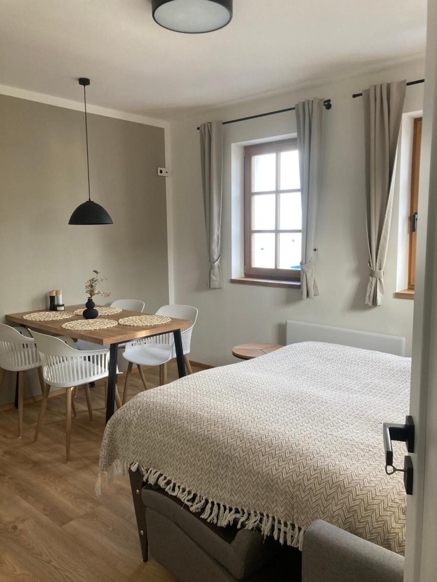 Pod Vinohradem - Apartmany & Vinne Sklepy Mutenice Room photo